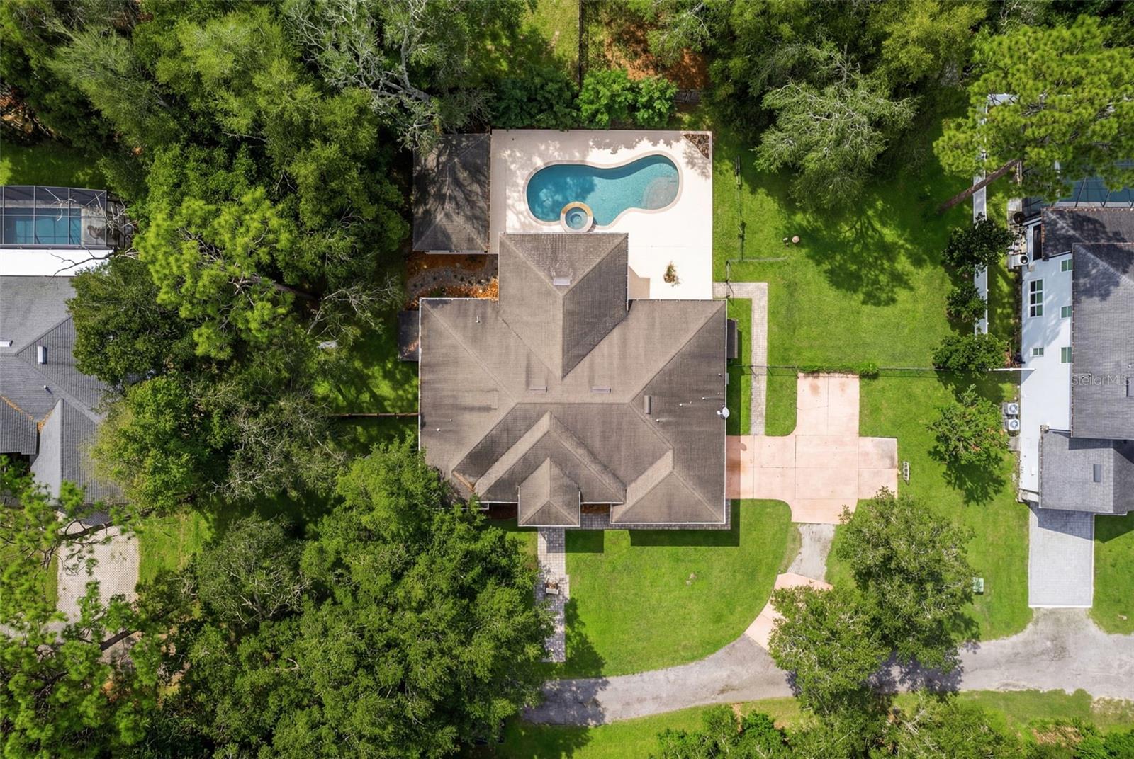 Image 35 of 39 For 5130 Morning Dew Loop