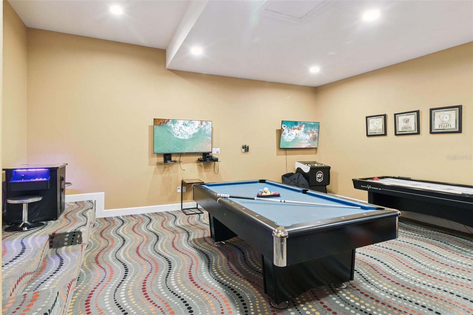 Image 10 of 30 For 7423 Sparkling Court