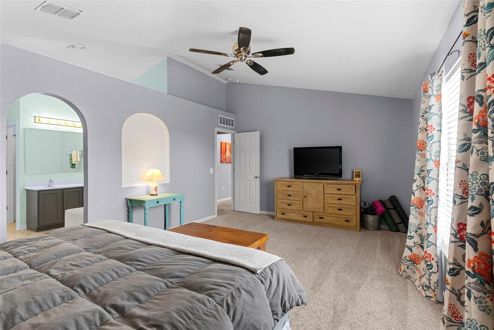 Image 22 of 36 For 309 Fish Hawk Drive