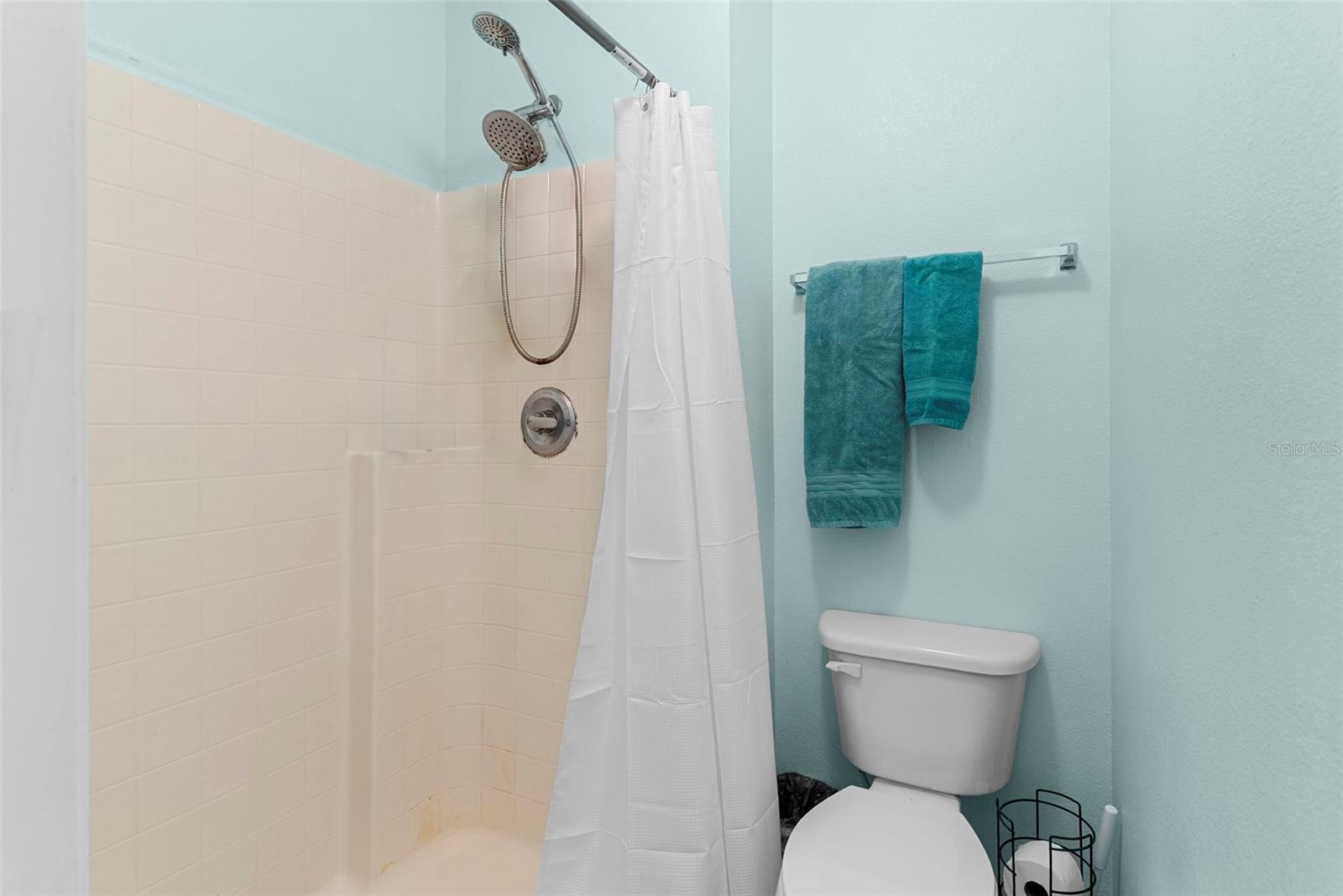 Image 24 of 36 For 309 Fish Hawk Drive