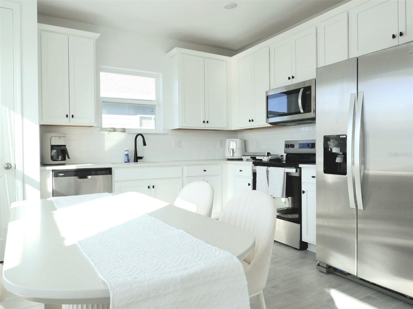 Image 8 of 15 For 10329 Peebles St