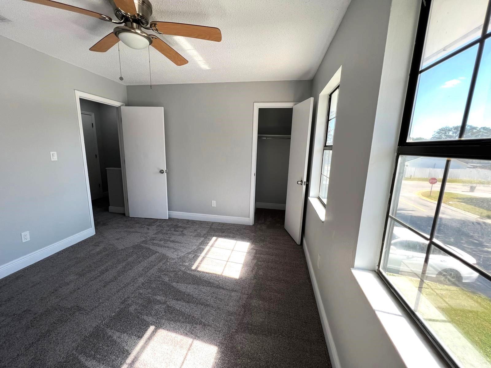 Image 19 of 26 For 453 Hemlock Street