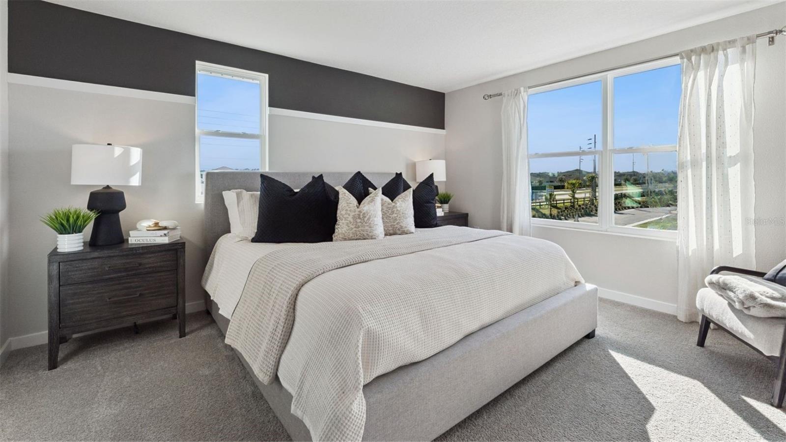 Listing photo id 5 for 4391 Hazel Street