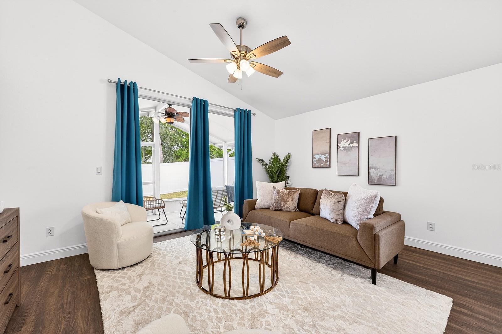 Image 10 of 41 For 15821 Bay Vista Drive