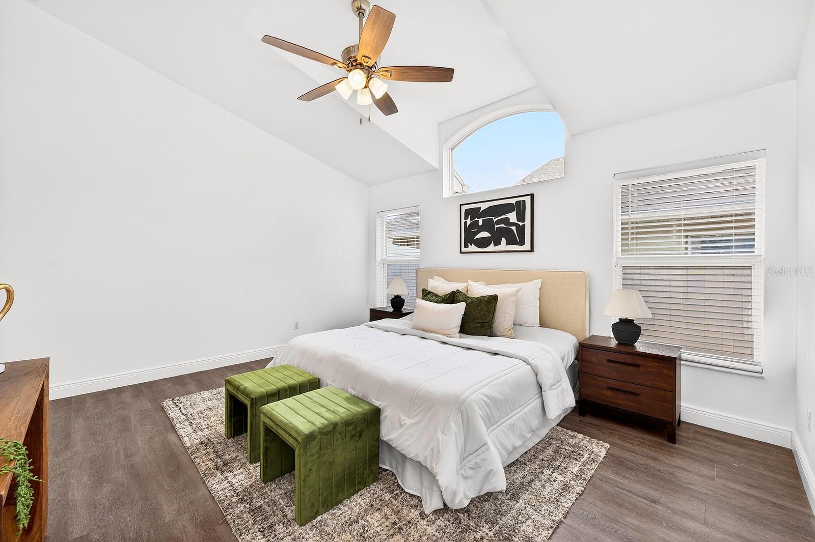 Image 11 of 41 For 15821 Bay Vista Drive