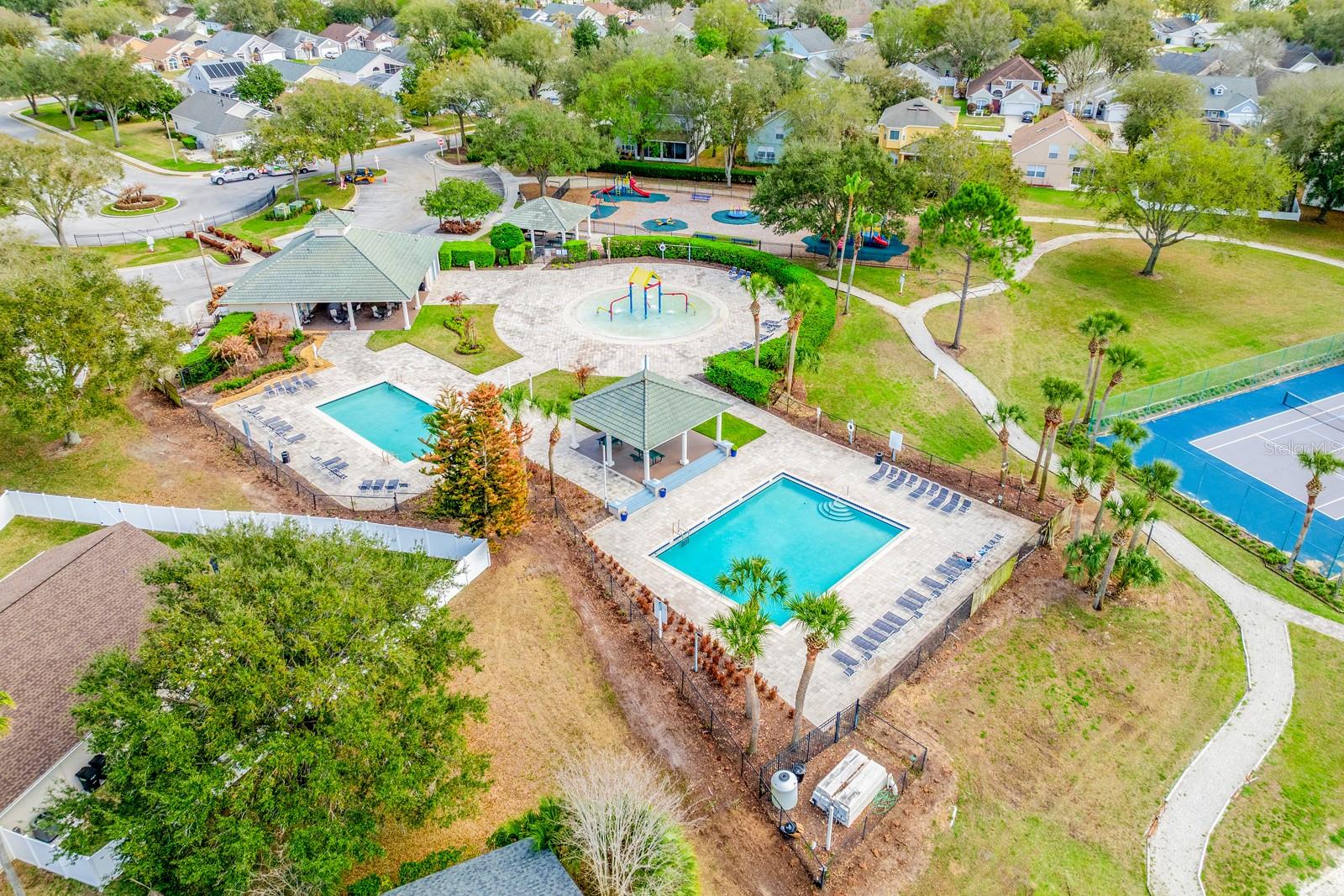 Image 27 of 41 For 15821 Bay Vista Drive