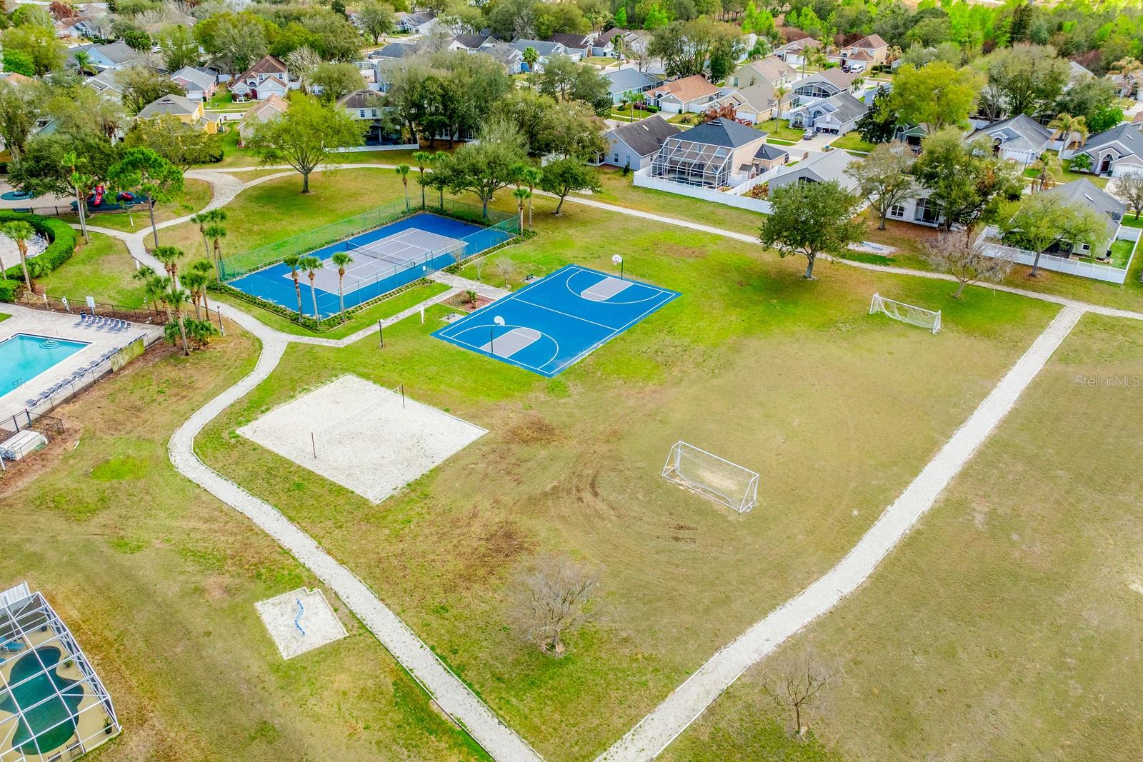 Image 35 of 41 For 15821 Bay Vista Drive