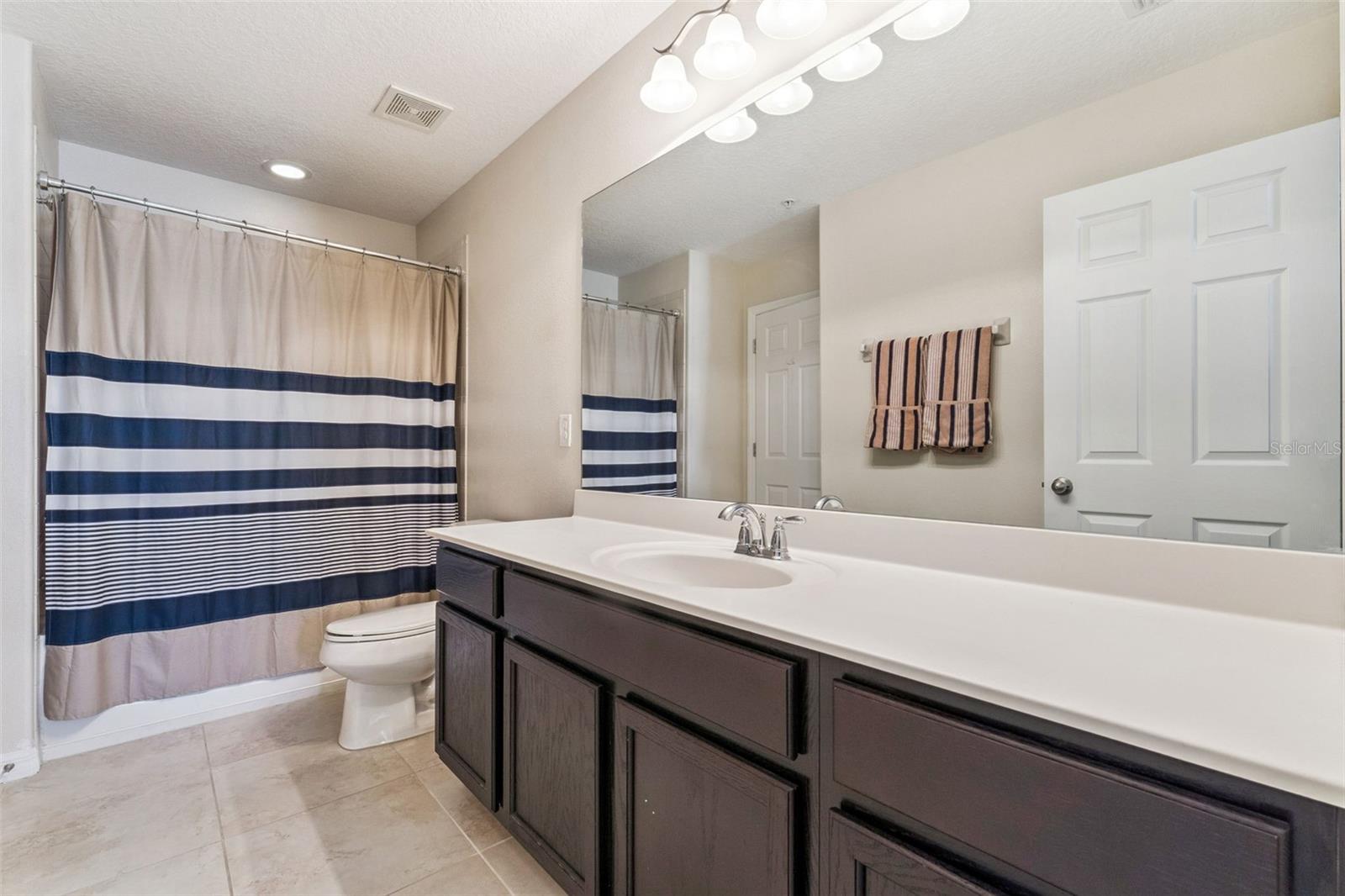 Image 29 of 50 For 1082 Clifton Springs Lane