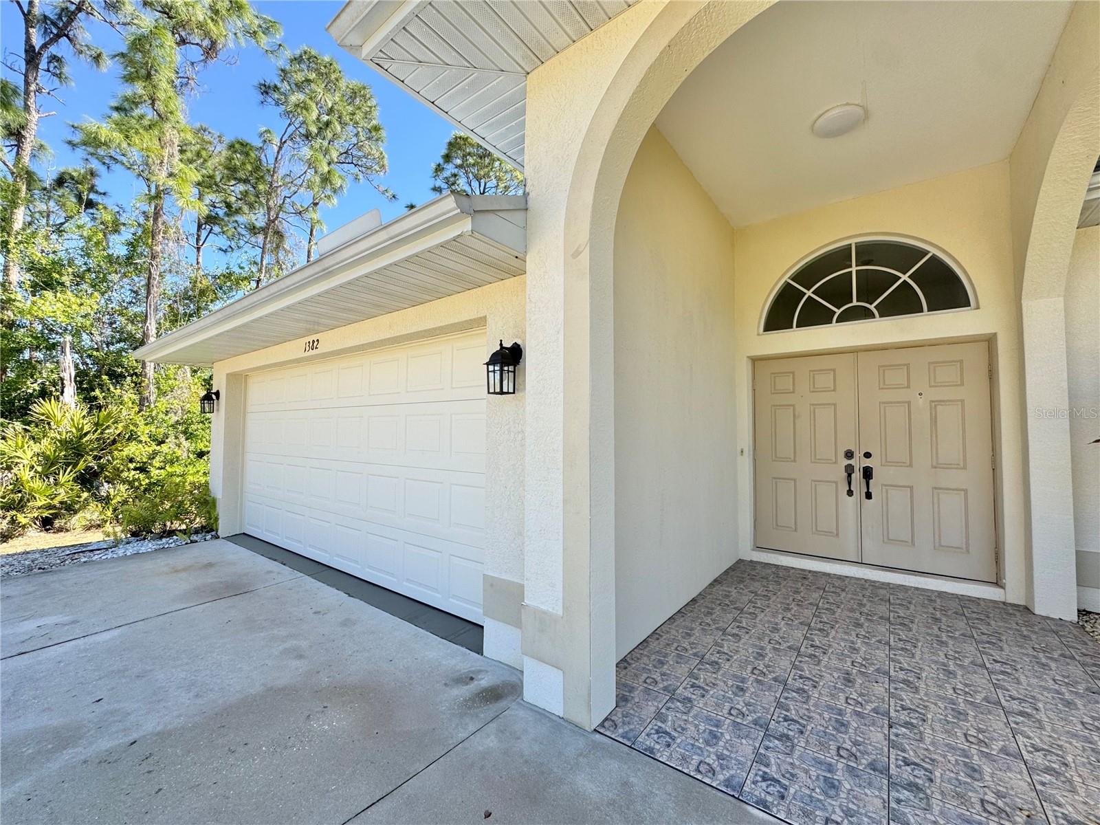 Image 15 of 20 For 1382 Maracaibo Street