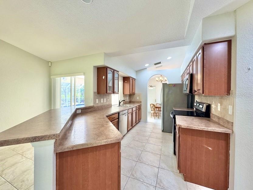 Image 5 of 20 For 1382 Maracaibo Street