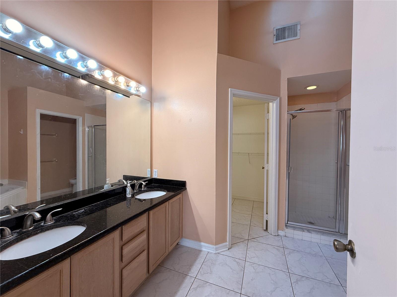 Image 20 of 31 For 4108 Oakberry Drive