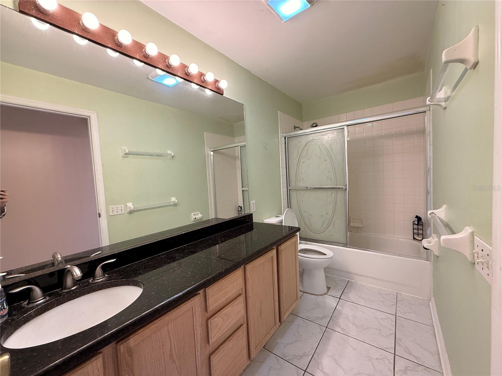 Image 28 of 31 For 4108 Oakberry Drive