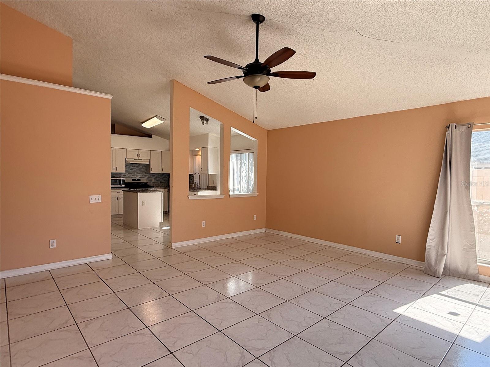 Image 7 of 31 For 4108 Oakberry Drive