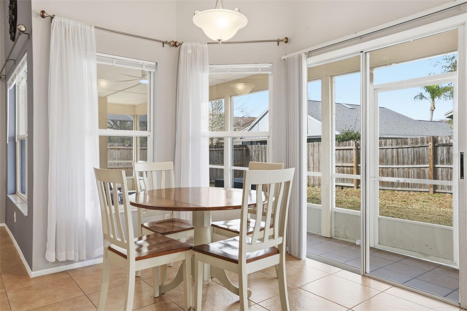 Image 11 of 32 For 1116 Parker Canal Court