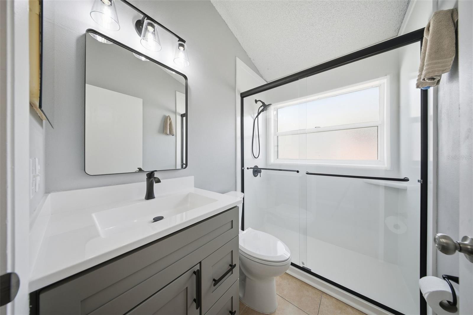 Image 22 of 32 For 1116 Parker Canal Court