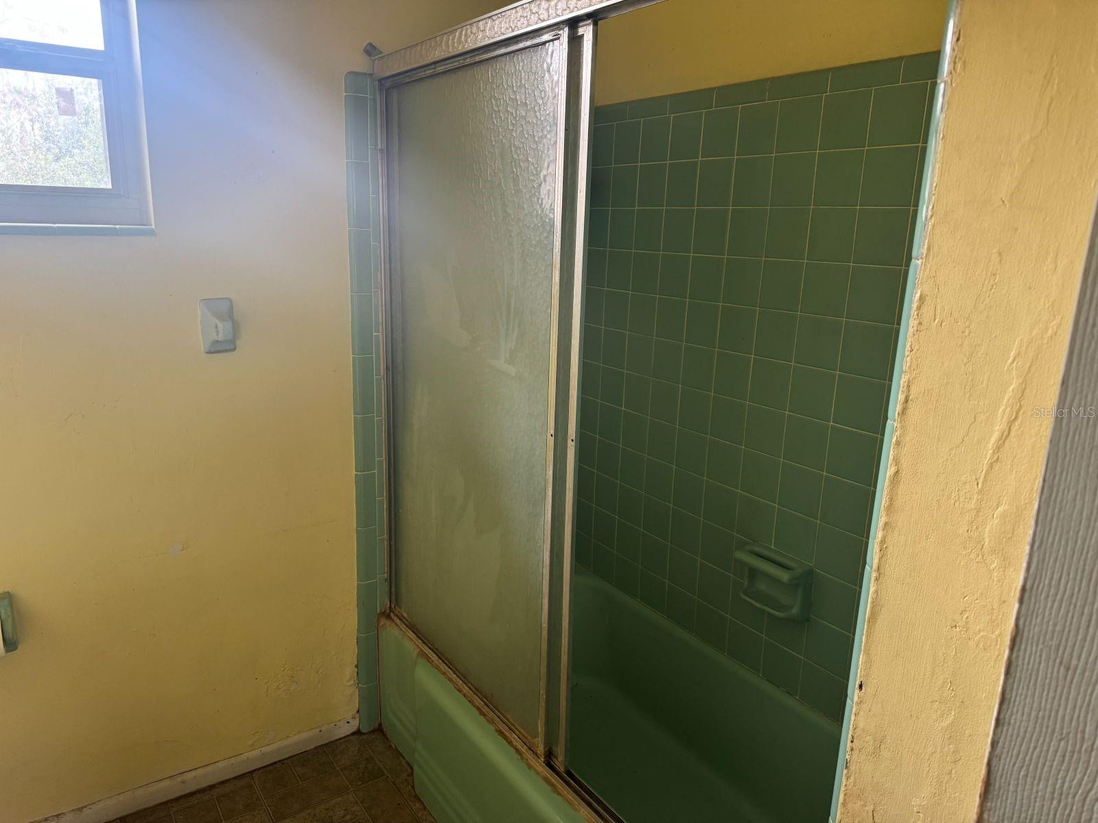 Image 15 of 18 For 2310 Poinsettia Drive