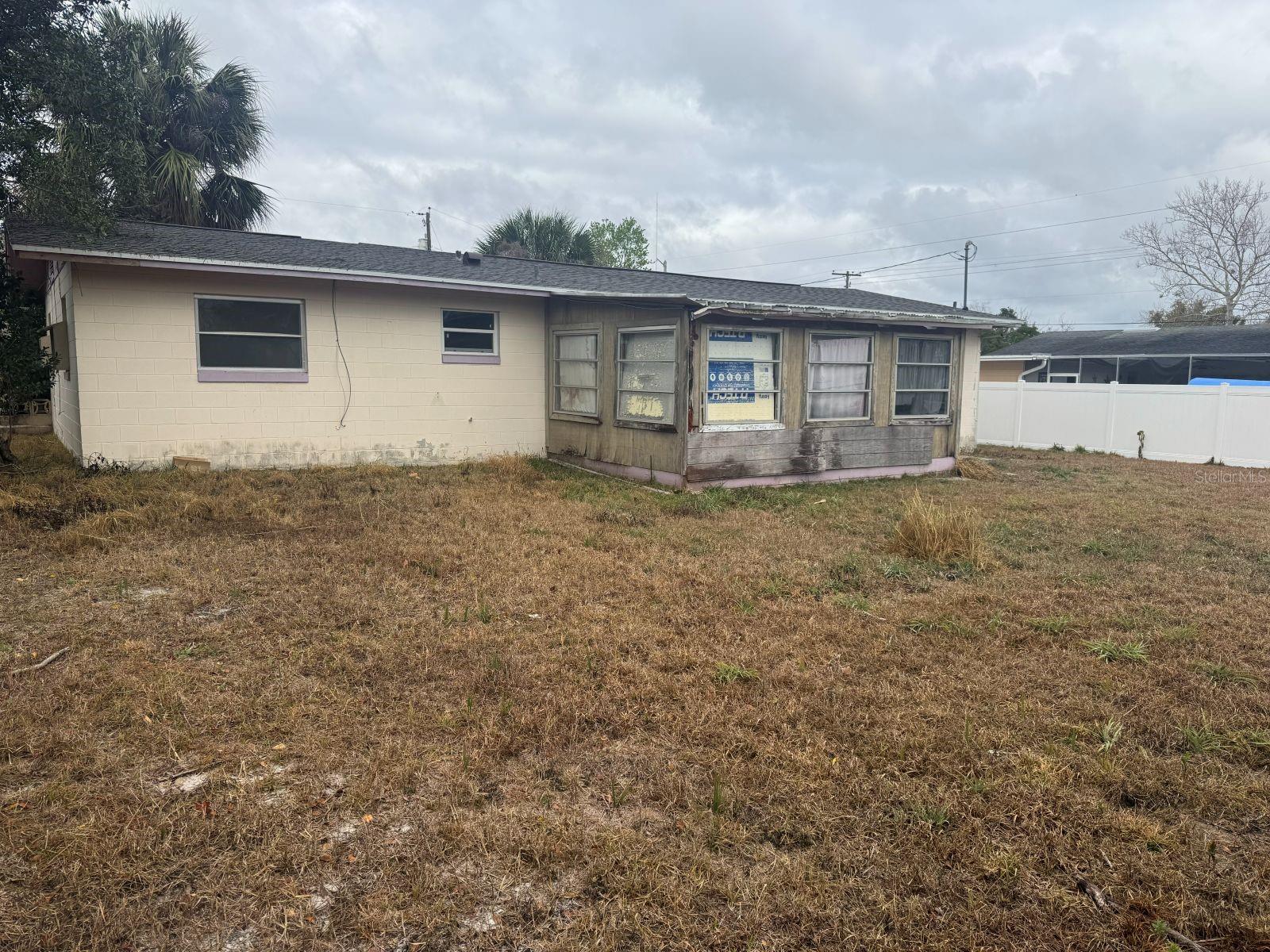 Image 18 of 18 For 2310 Poinsettia Drive