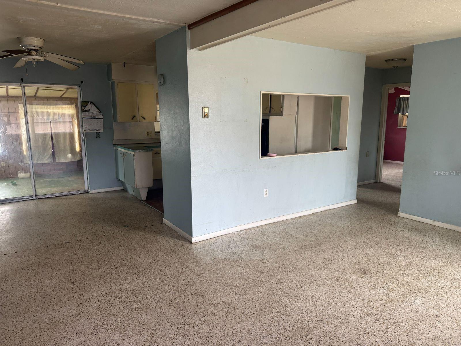 Image 2 of 18 For 2310 Poinsettia Drive