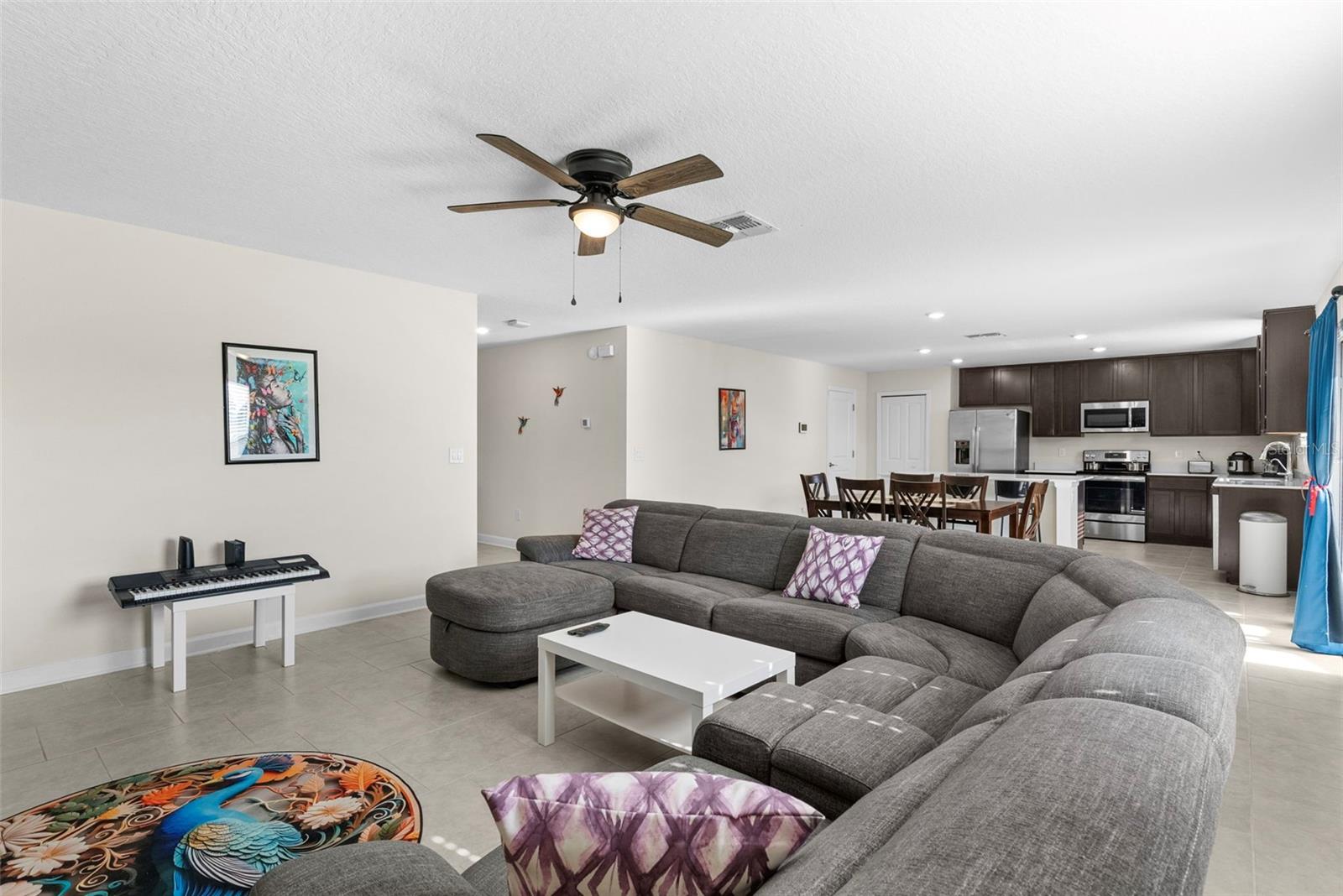 Image 15 of 48 For 740 Simone Court