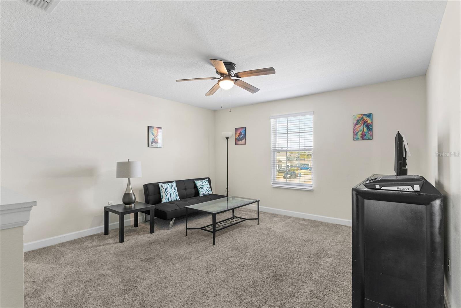 Image 16 of 48 For 740 Simone Court