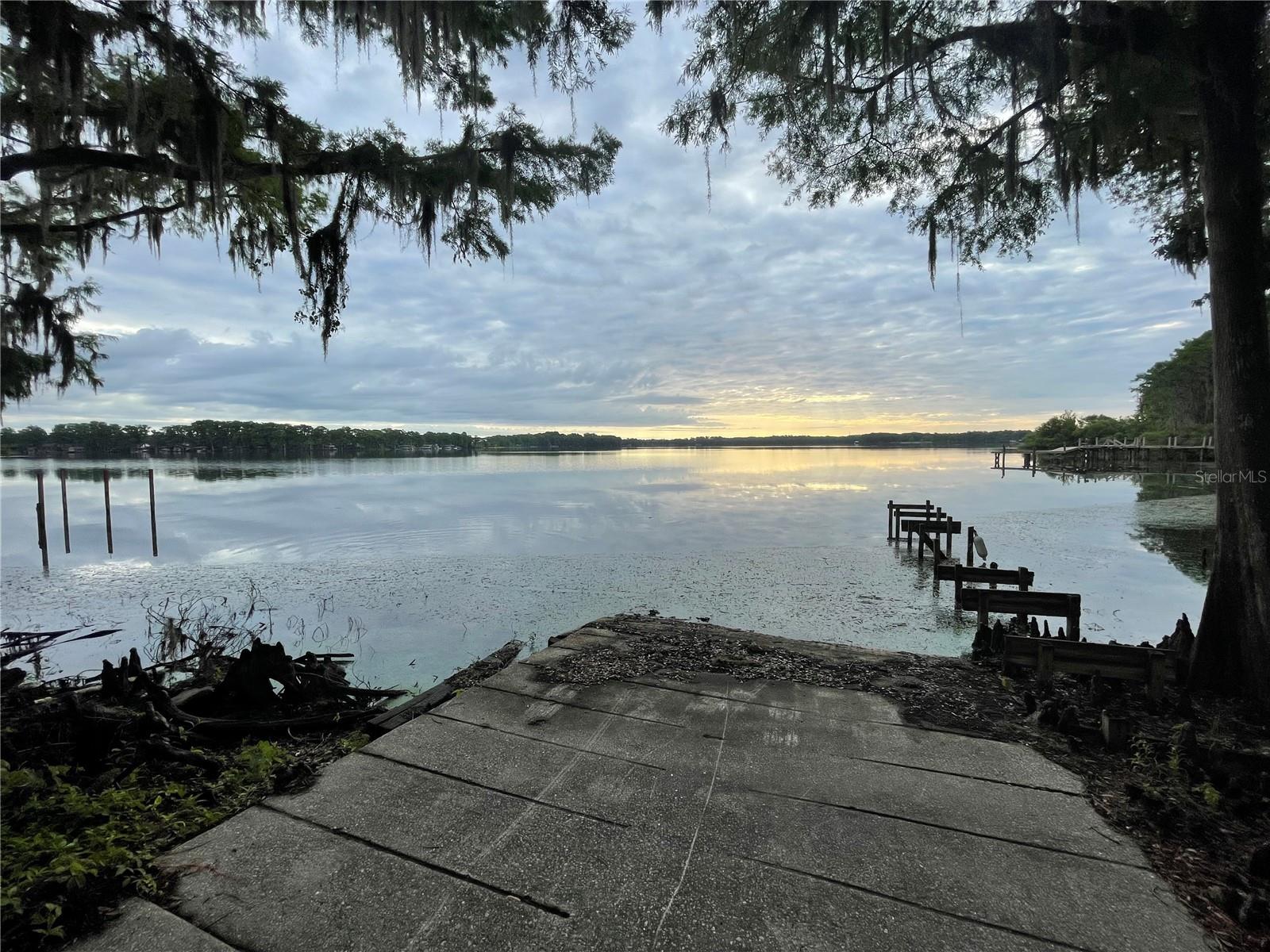 Image 16 of 19 For 1162 Carmel Circle 100