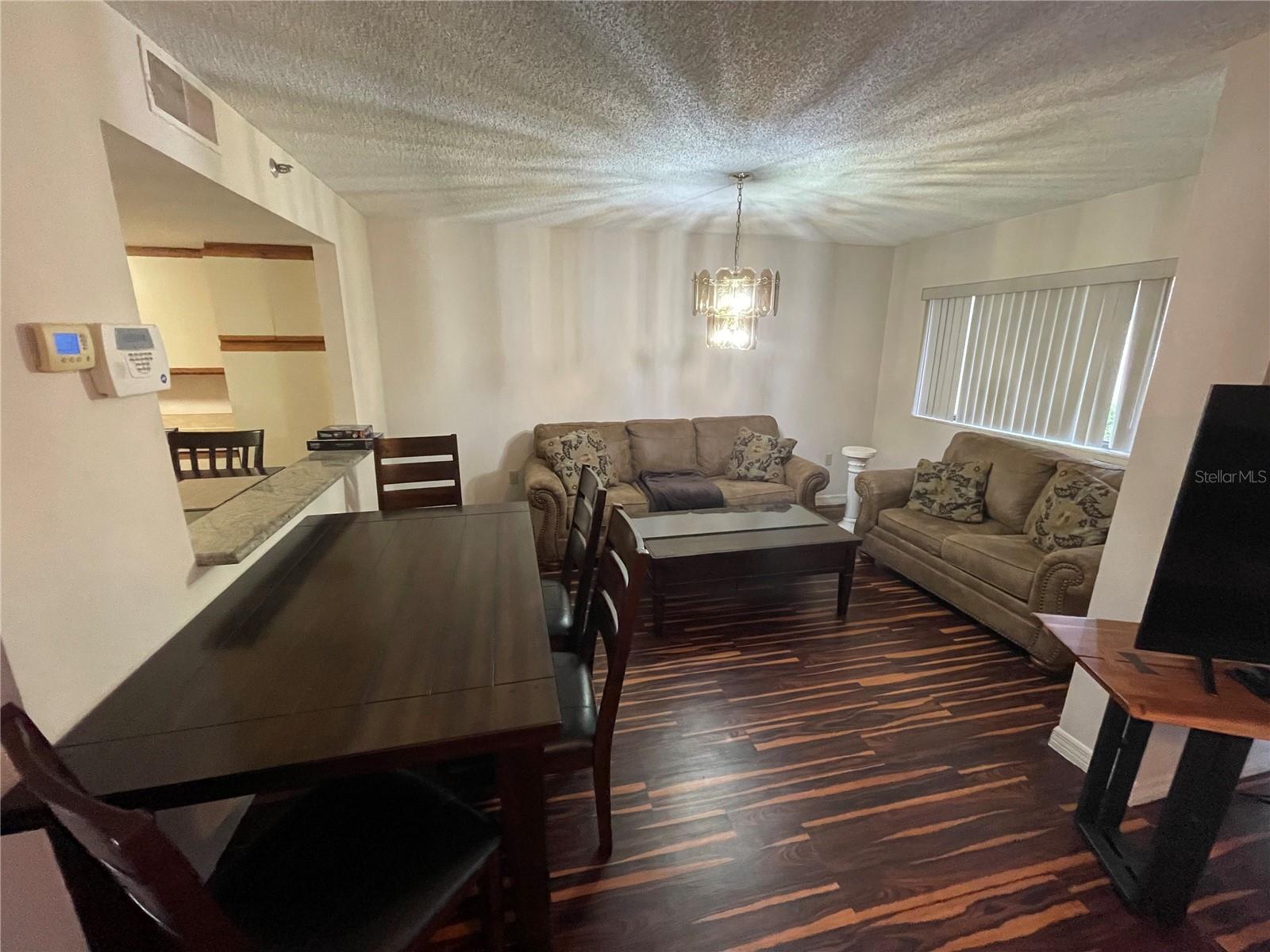 Image 5 of 19 For 1162 Carmel Circle 100