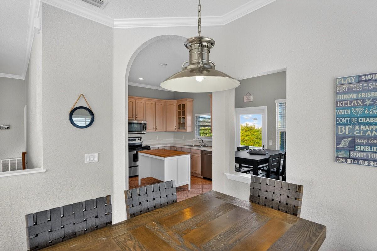 Image 31 of 66 For 4276 Oriole Avenue