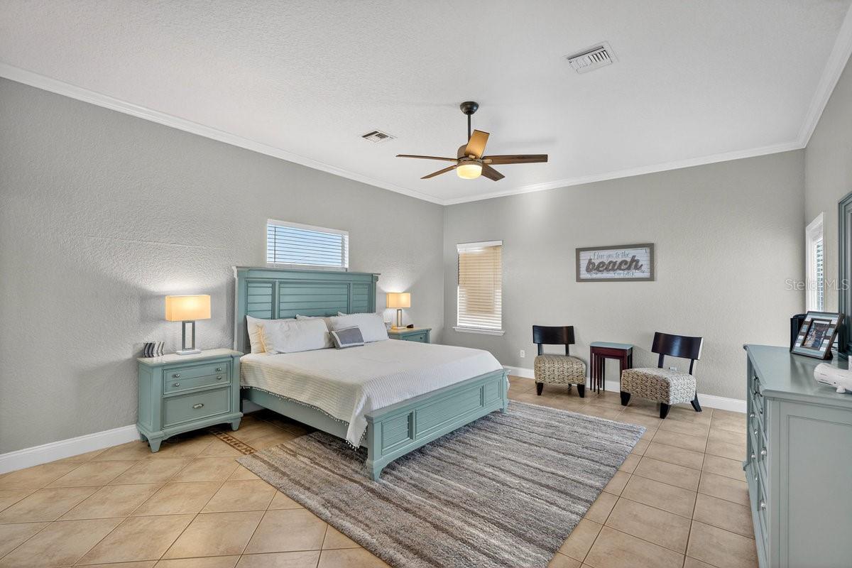 Image 44 of 66 For 4276 Oriole Avenue