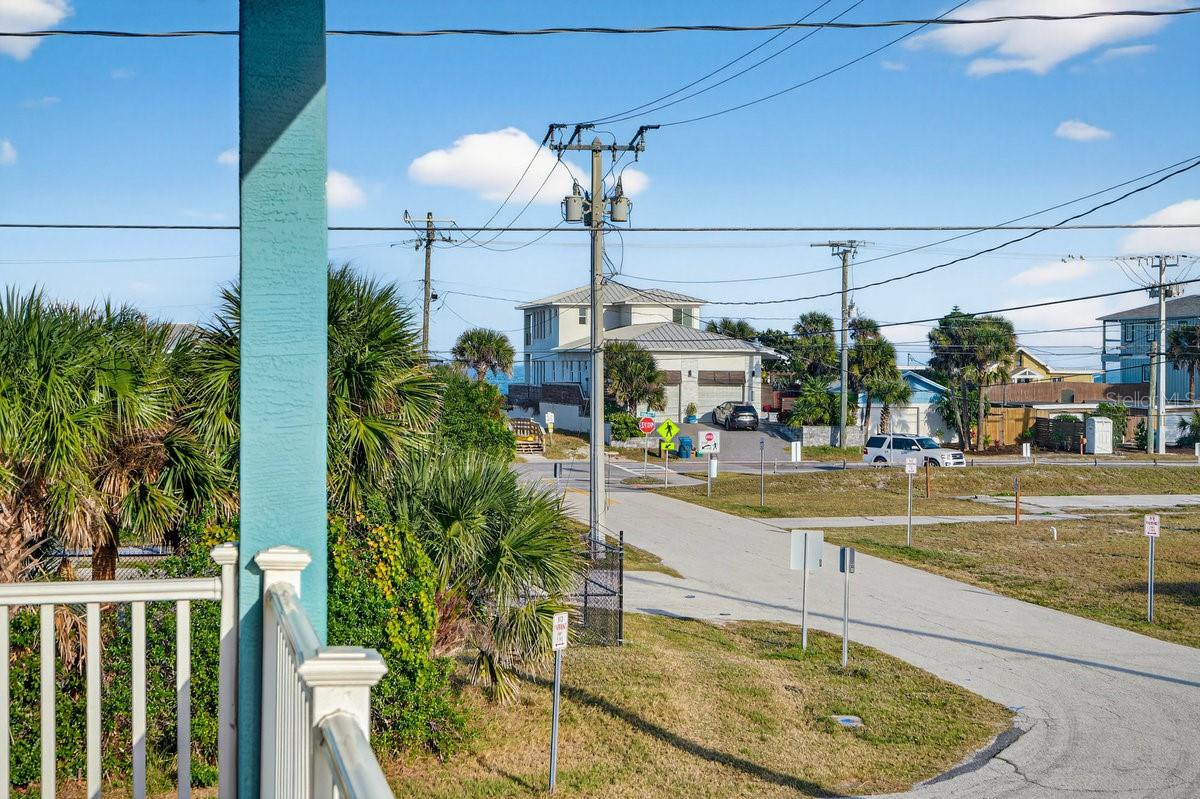 Image 55 of 66 For 4276 Oriole Avenue