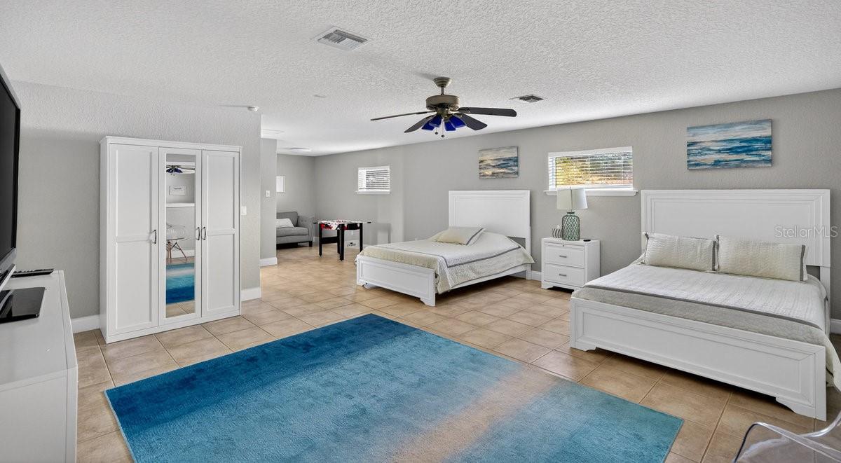 Image 58 of 66 For 4276 Oriole Avenue