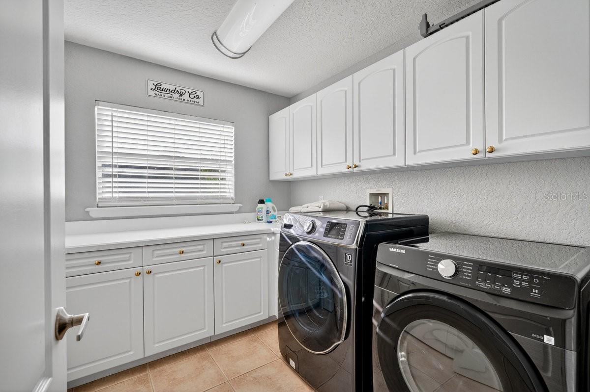 Image 59 of 66 For 4276 Oriole Avenue