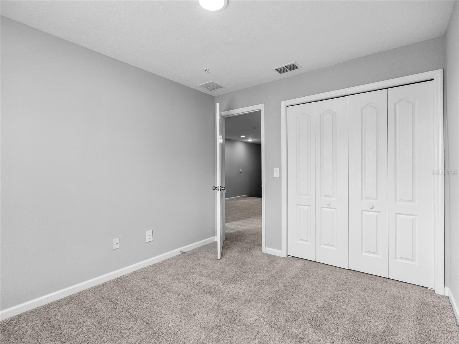 Image 20 of 34 For 463 Cape Honeysuckle Place