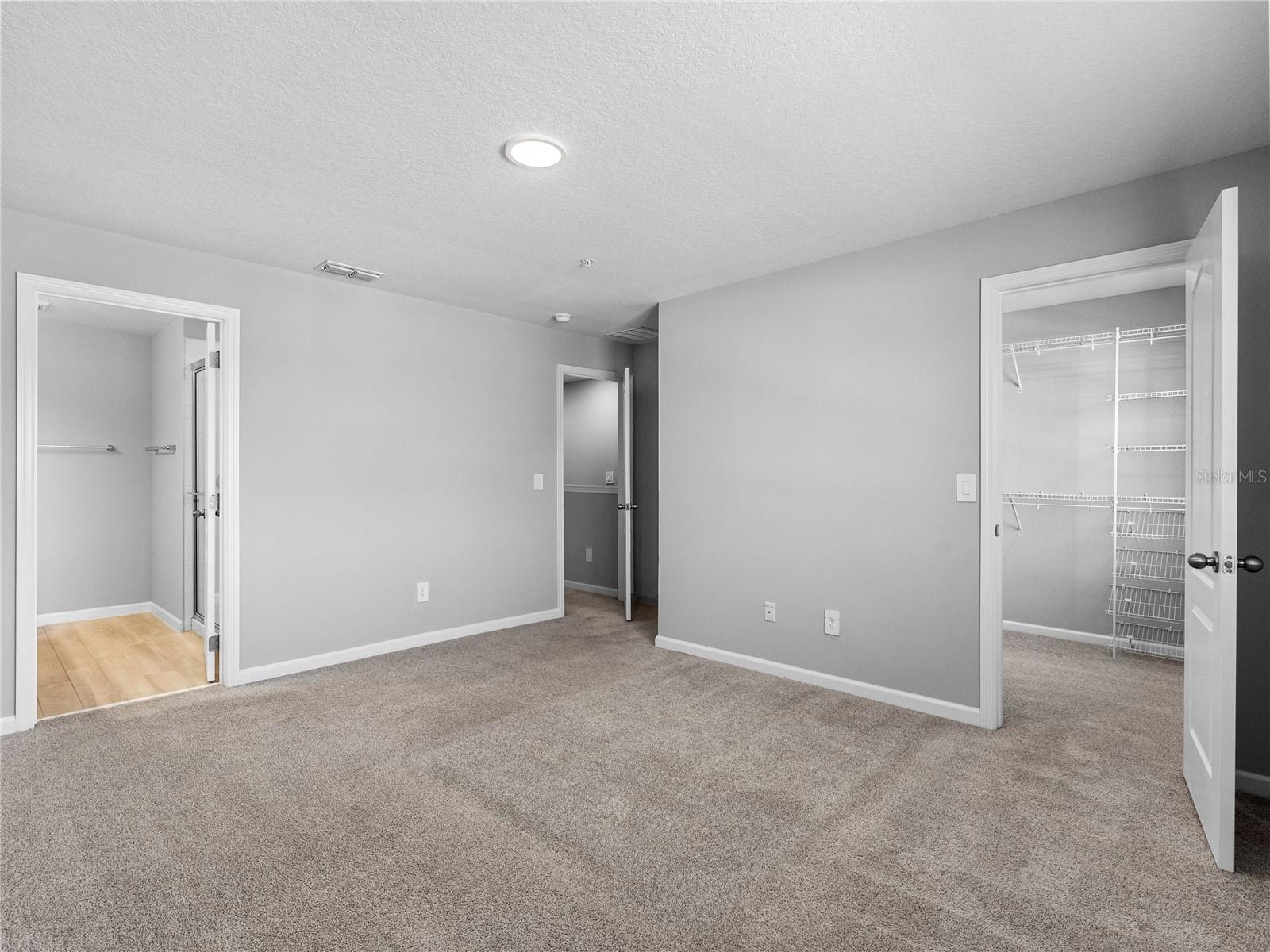 Image 24 of 34 For 463 Cape Honeysuckle Place