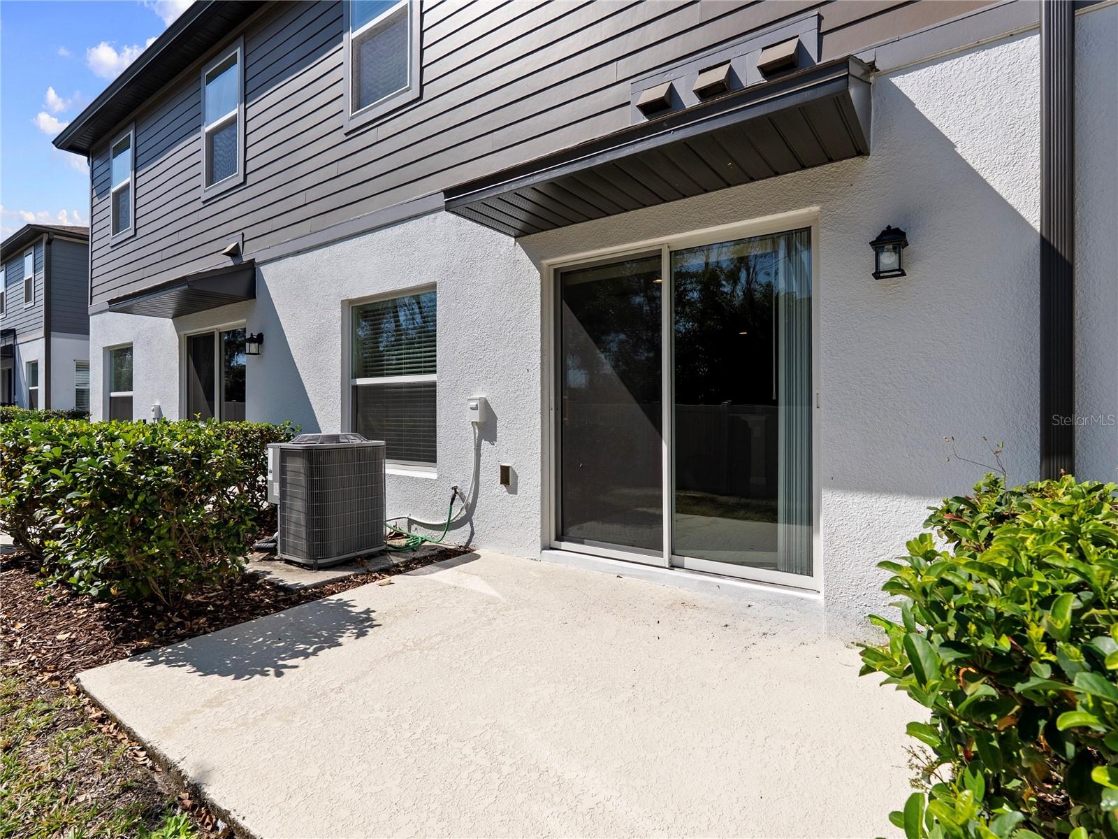 Image 30 of 34 For 463 Cape Honeysuckle Place