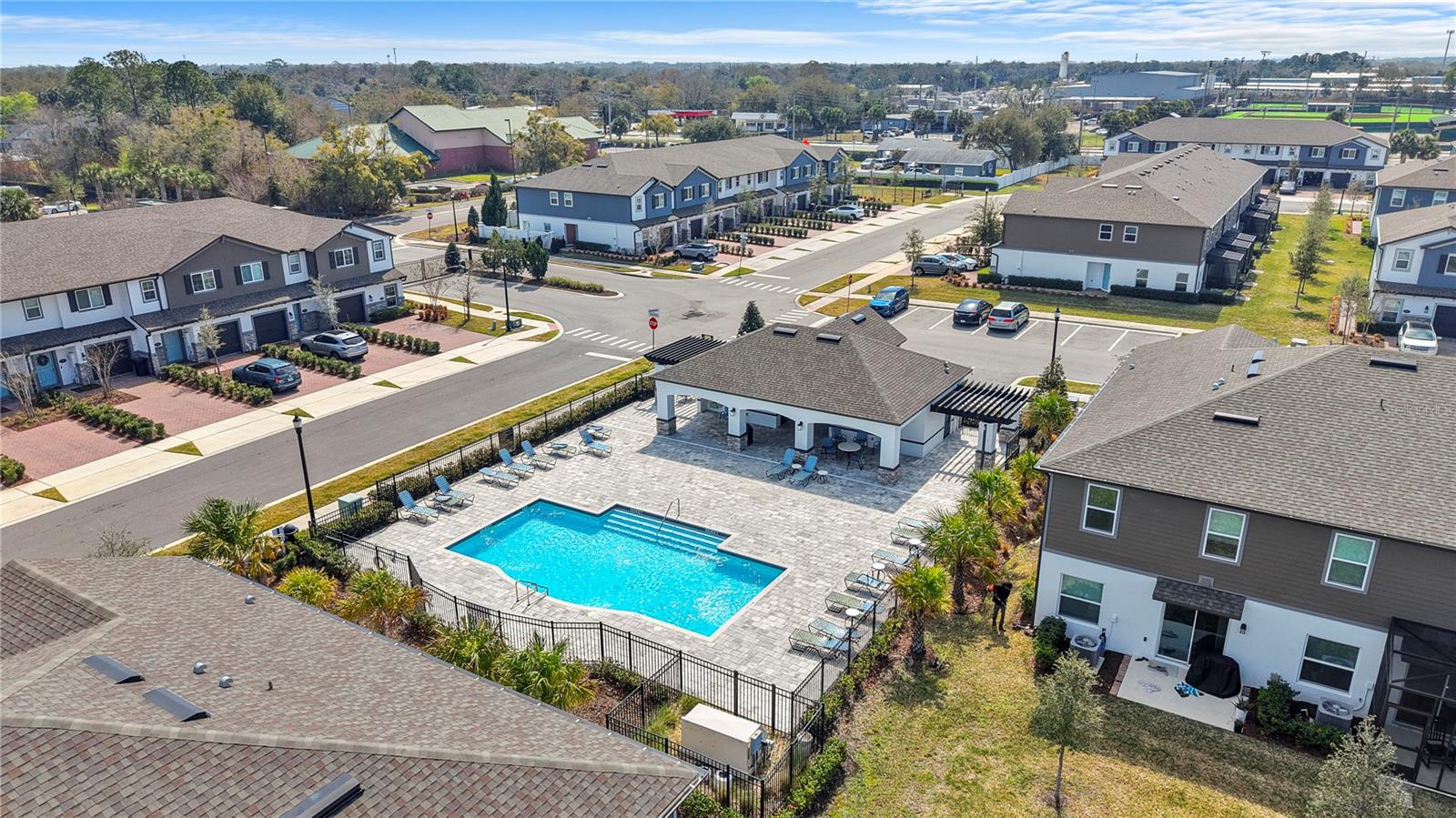 Image 32 of 34 For 463 Cape Honeysuckle Place