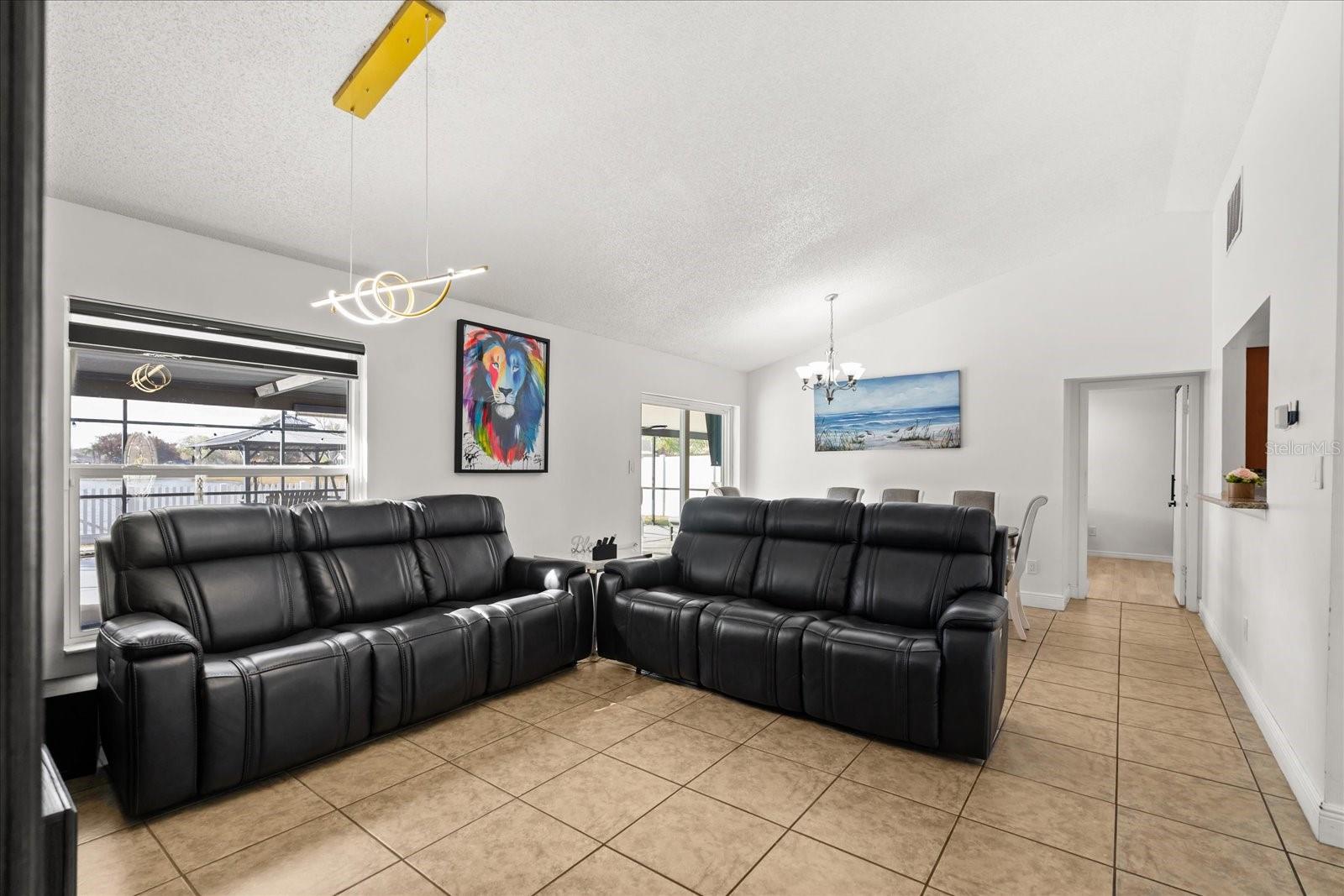 Image 10 of 34 For 2602 Birchwood Avenue