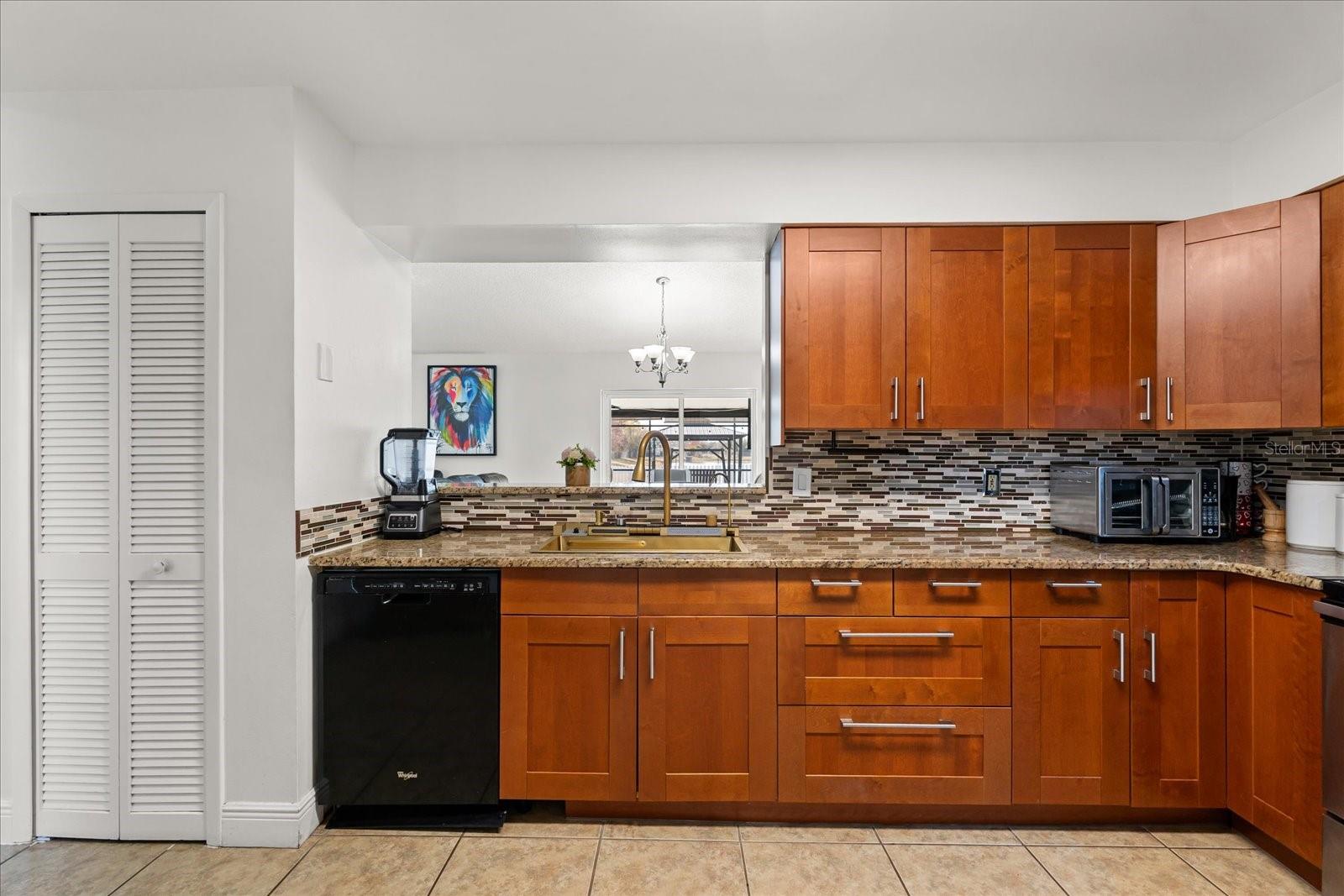 Image 12 of 34 For 2602 Birchwood Avenue