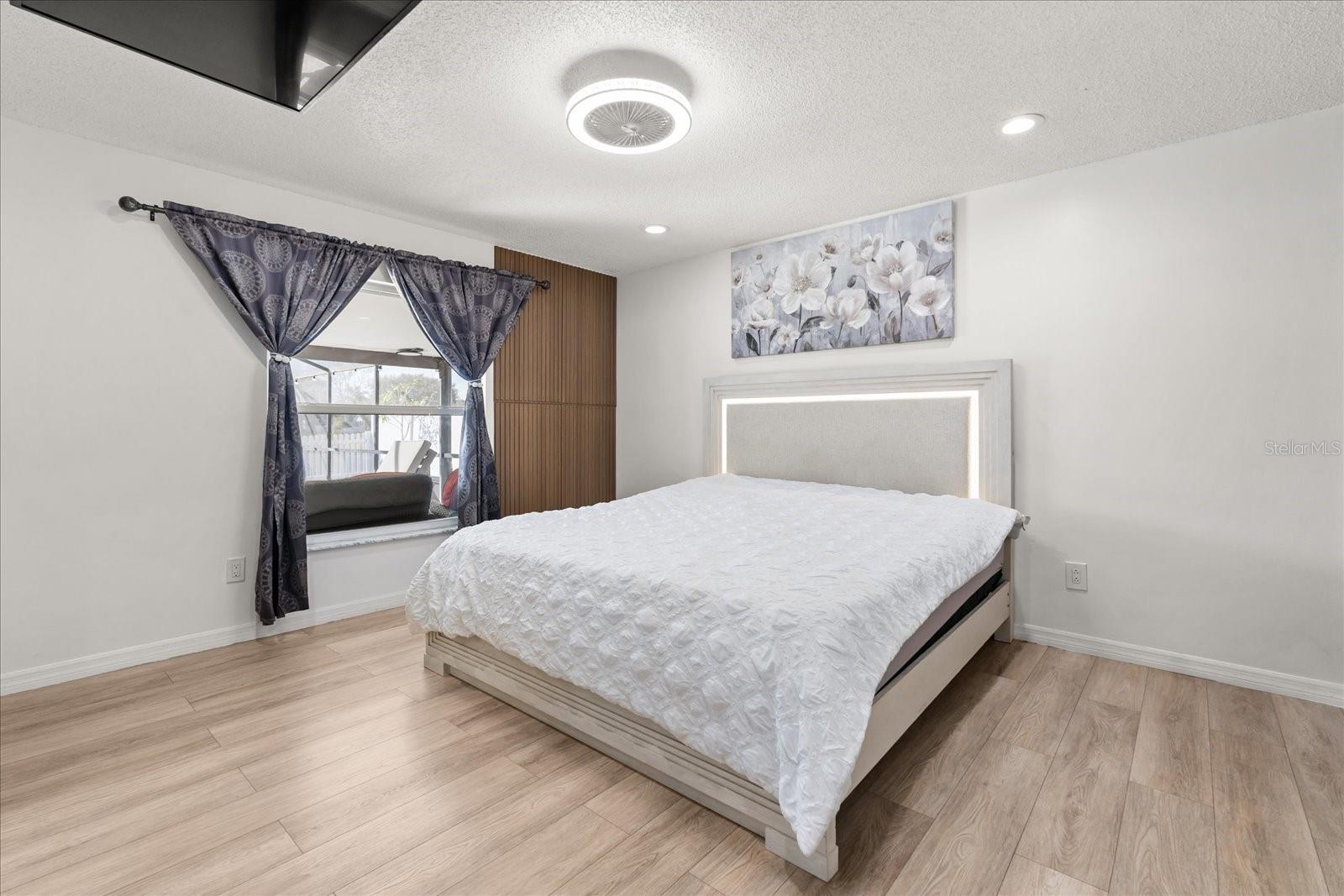 Image 22 of 34 For 2602 Birchwood Avenue