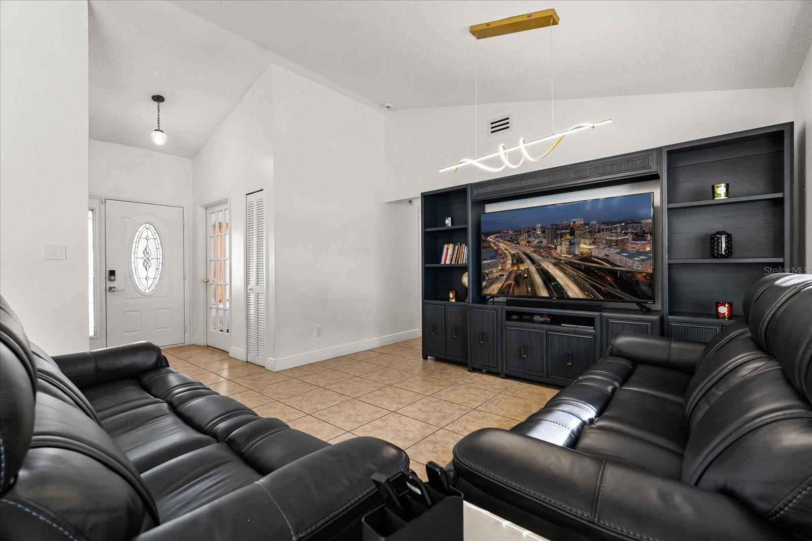 Image 6 of 34 For 2602 Birchwood Avenue