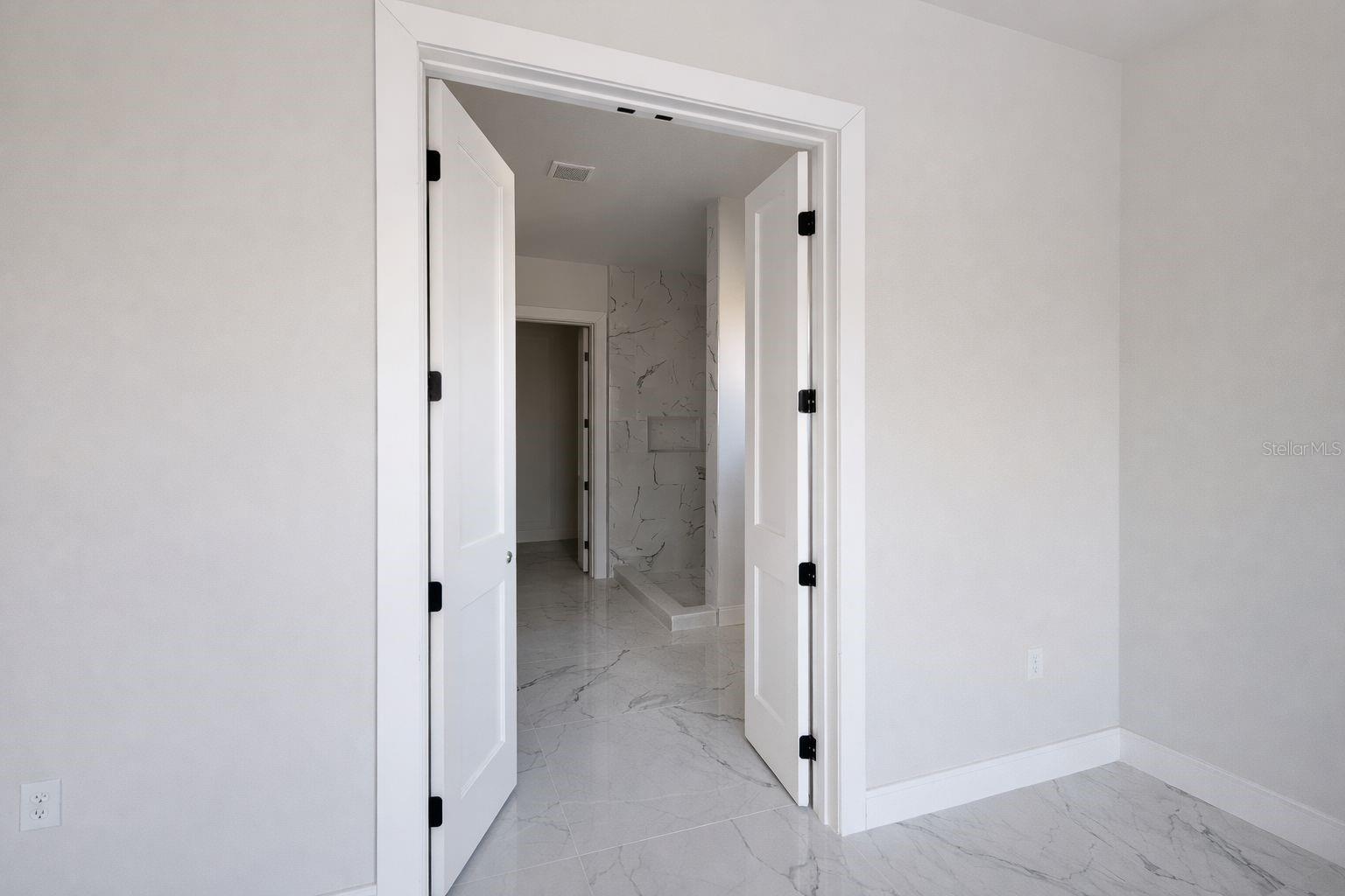 Image 16 of 34 For 9477 Attica Circle