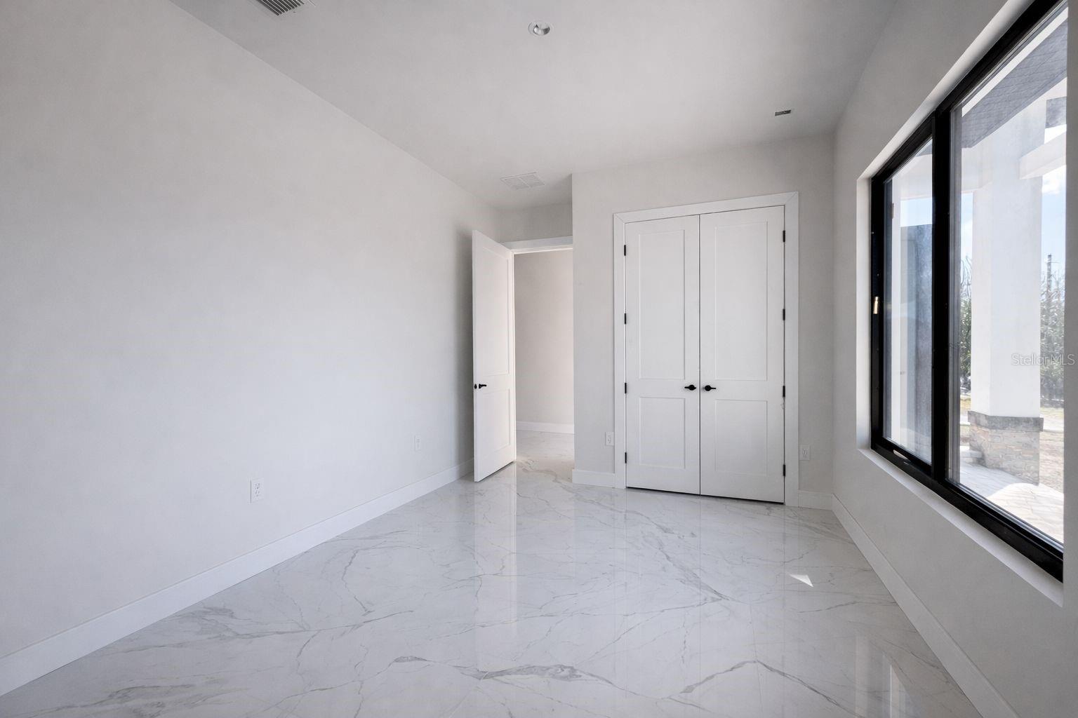 Image 17 of 34 For 9477 Attica Circle