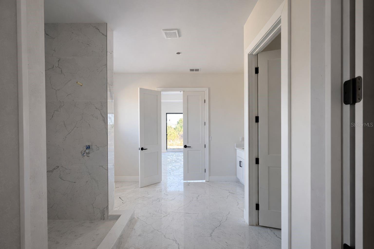 Image 26 of 34 For 9477 Attica Circle