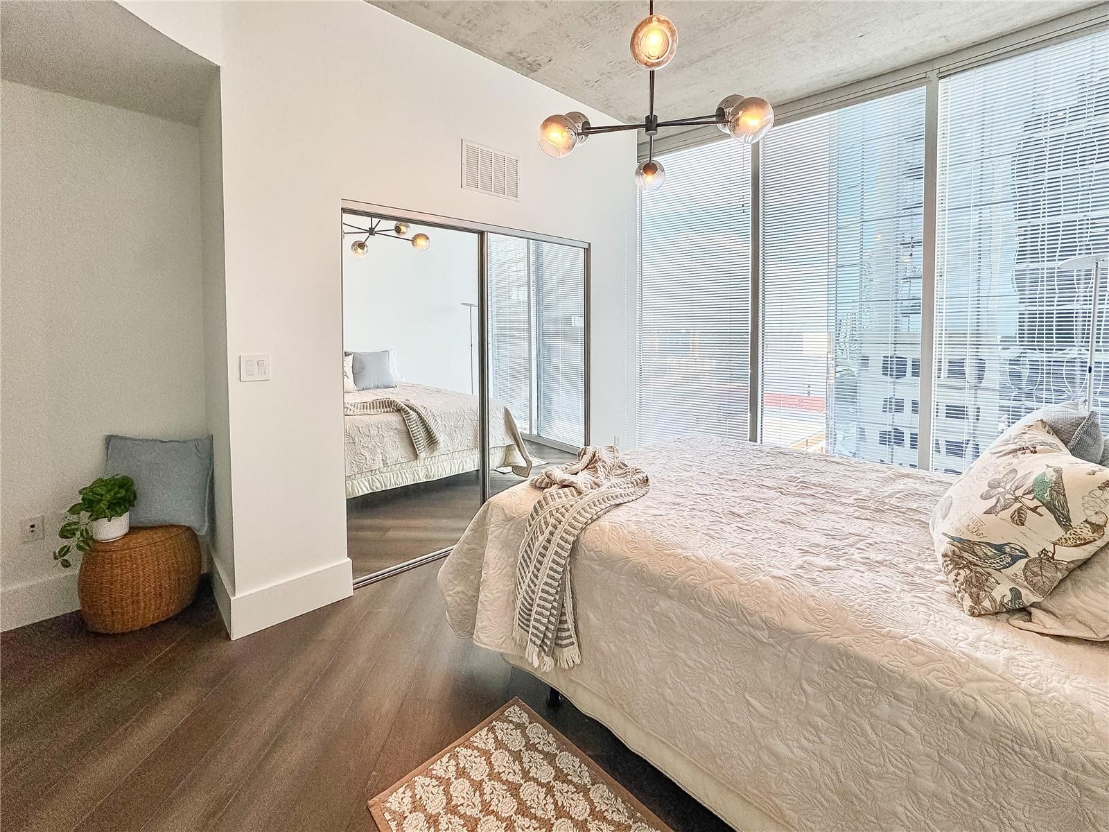 Image 35 of 46 For 155 Court Avenue 1001