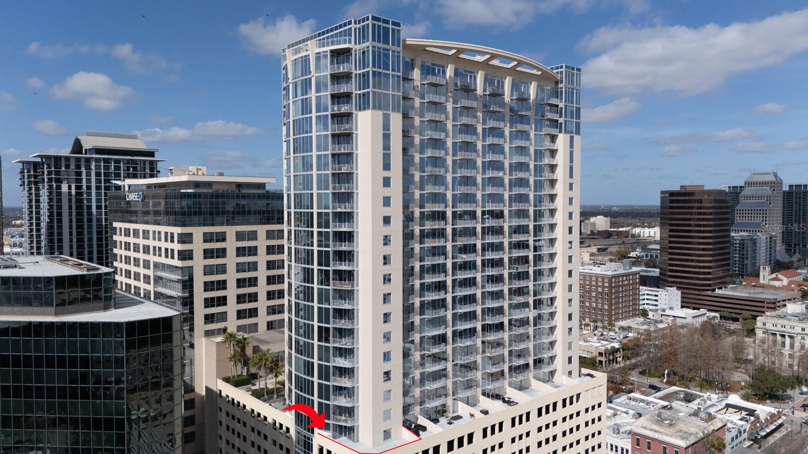 Image 4 of 46 For 155 Court Avenue 1001