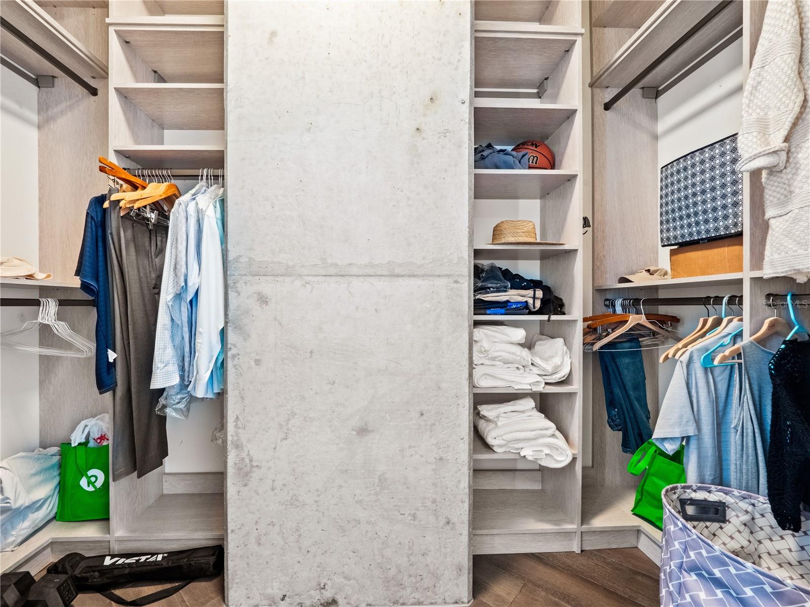 Image 42 of 46 For 155 Court Avenue 1001