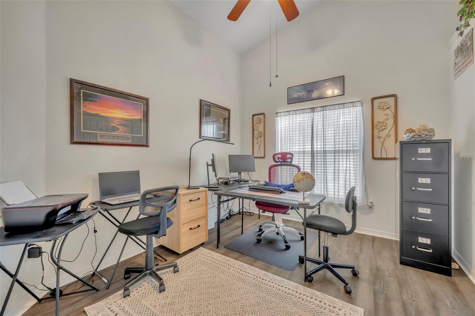 Image 18 of 34 For 170 Thornbury Drive