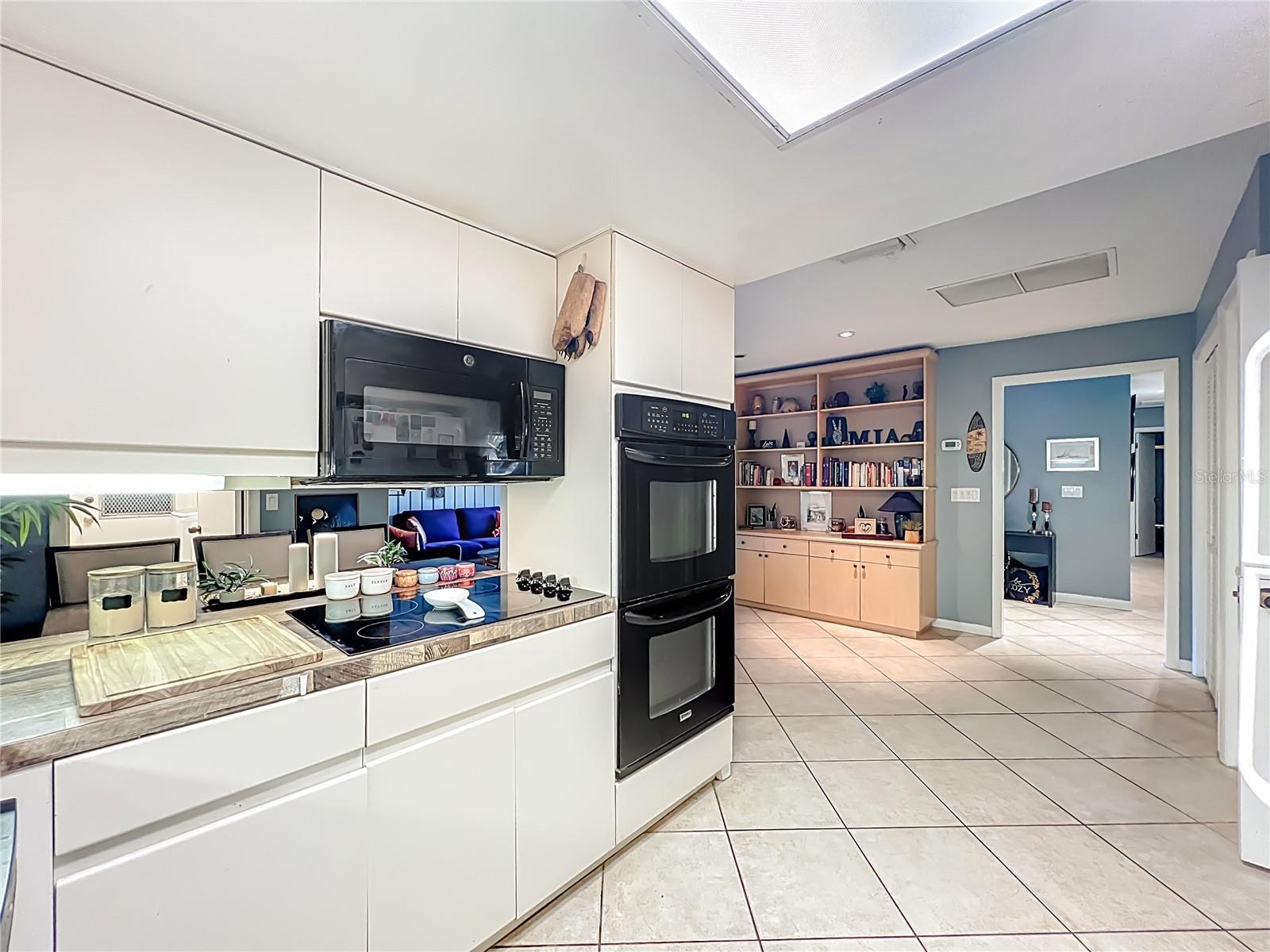 Image 10 of 28 For 104 Juniper Lane