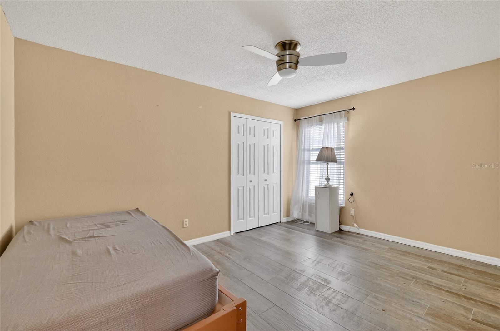 Image 12 of 31 For 2212 Lake Pointe Circle