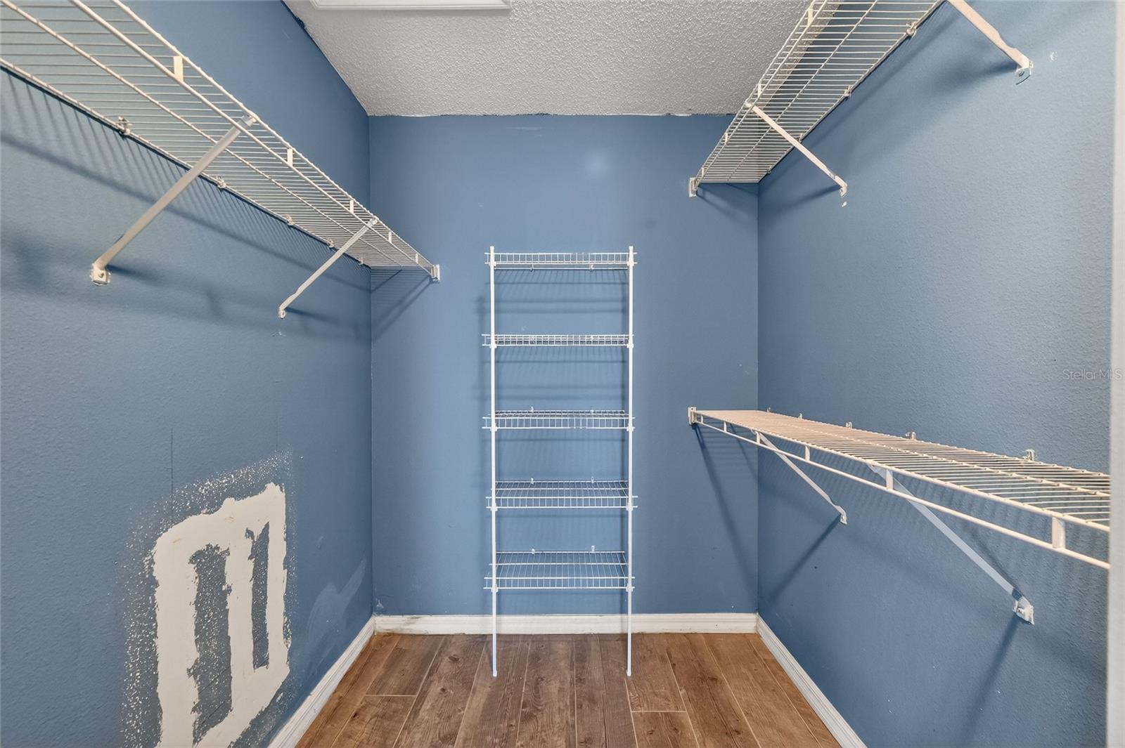 Image 8 of 31 For 2212 Lake Pointe Circle