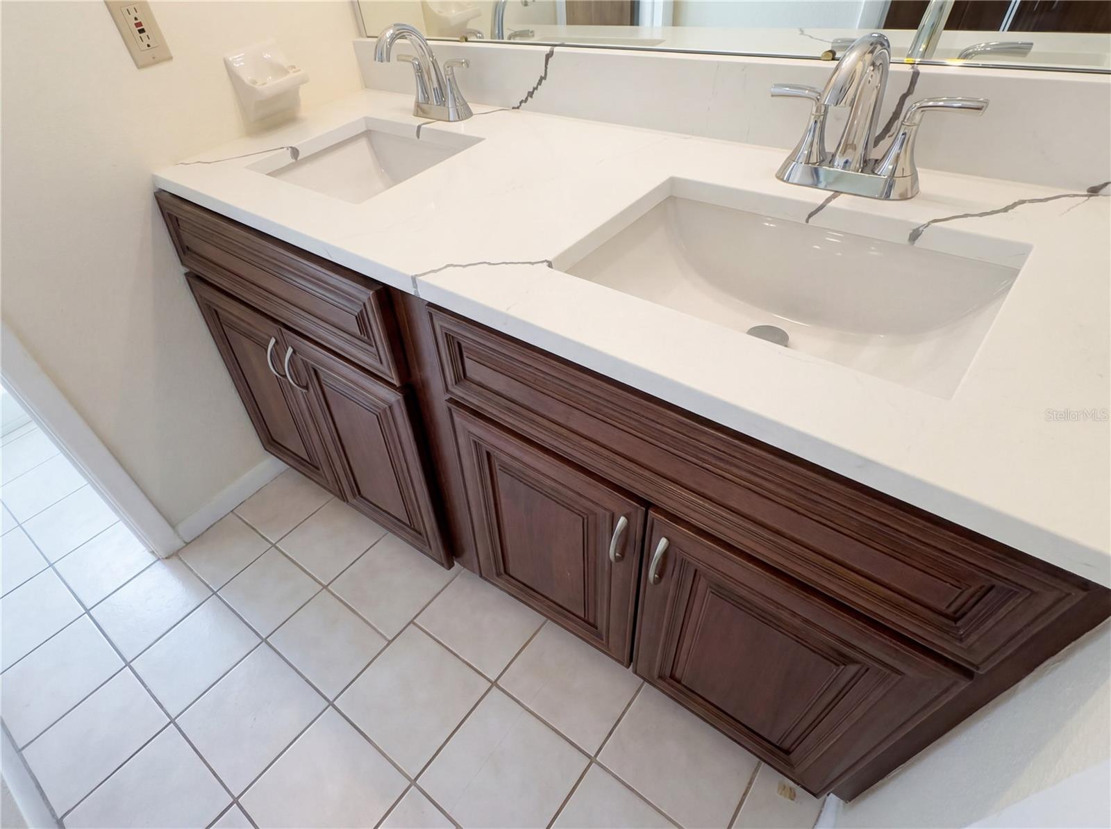 Image 25 of 28 For 16116 Gardendale Drive